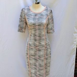 Figure flattering short sleeve dress,black & white tweed w/ dusty rose piping, 8